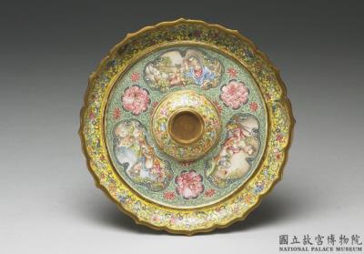 图片[2]-Gold saucer with painted enamel decor, Qing dynasty, Qianlong reign (1736-1795)-China Archive